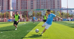 奔跑绿茵，，，，足够精彩——凯时娱乐人生就是博集团2024年度足球联赛乐成举行