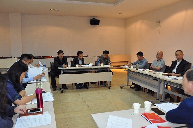 我院举行学习贯彻习近平新时代中国特色社会主义头脑和党的十九大精神培训班